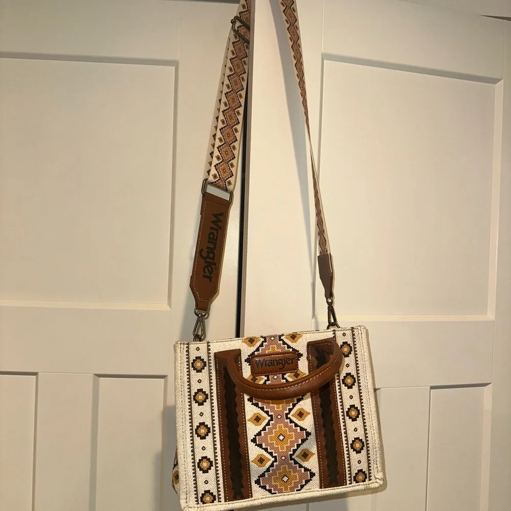 Wrangler Brown and Cream Aztec Tote Bag - Picture 3 of 5